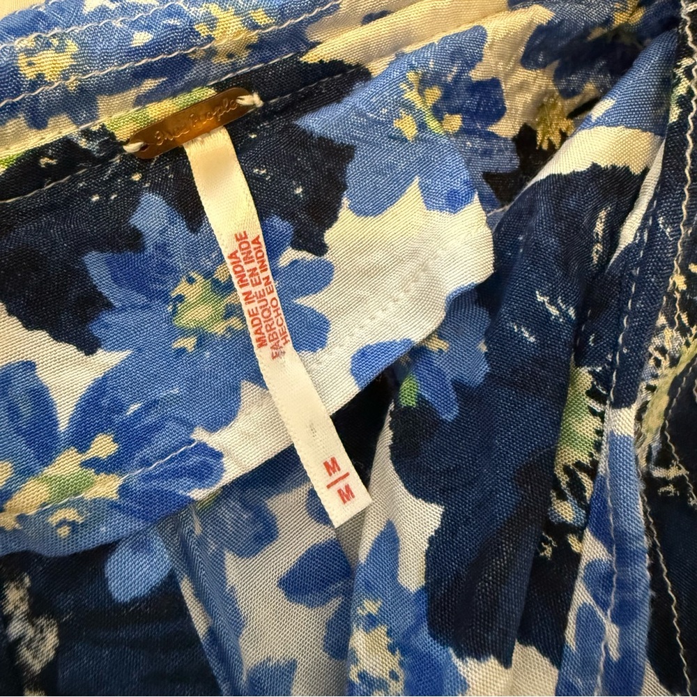Free People Bundle - Picture 3 of 10